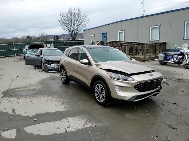 2020 Ford Escape - Image 12