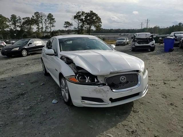 2012 Jaguar XF - Image 13
