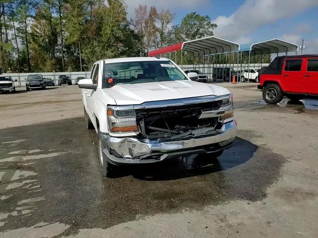 2018 Chevrolet Silverado - Image 13