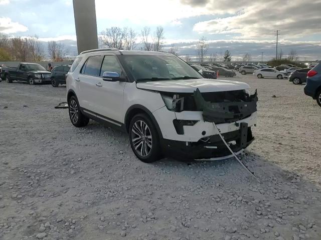 2018 Ford Explorer - Image 14