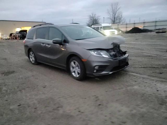 2019 Honda Odyssey - Image 12