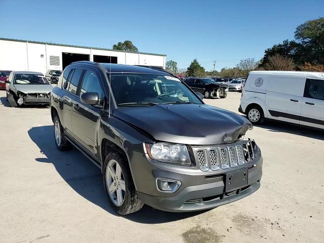 2014 Jeep Compass - Image 11