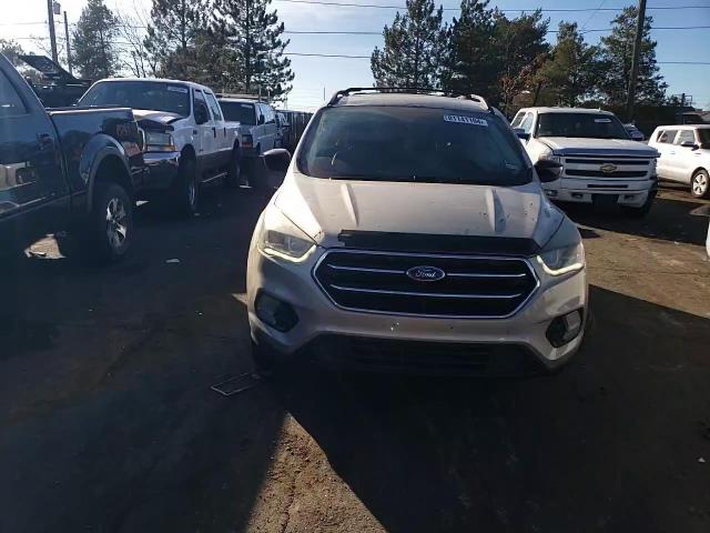 2017 Ford Escape - Image 11