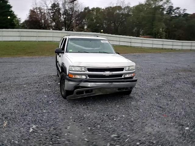 2002 Chevrolet Suburban - Image 12