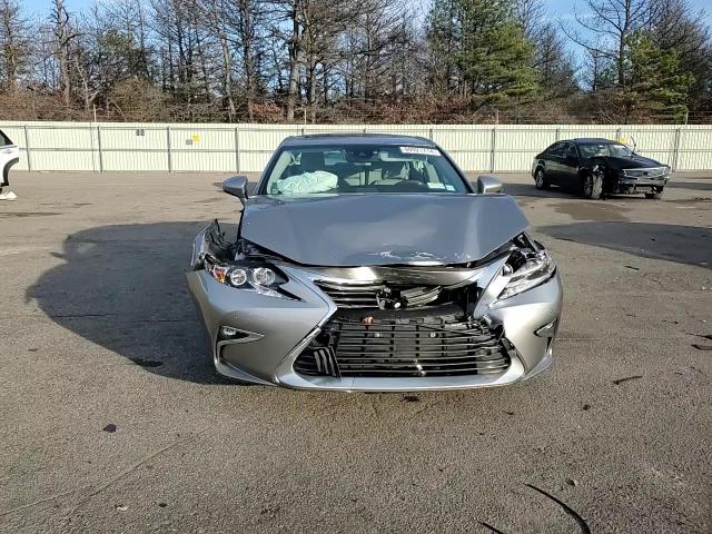 2018 Lexus ES - Image 10