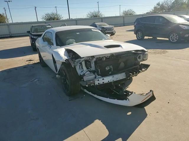 2021 Dodge Challenger - Image 11