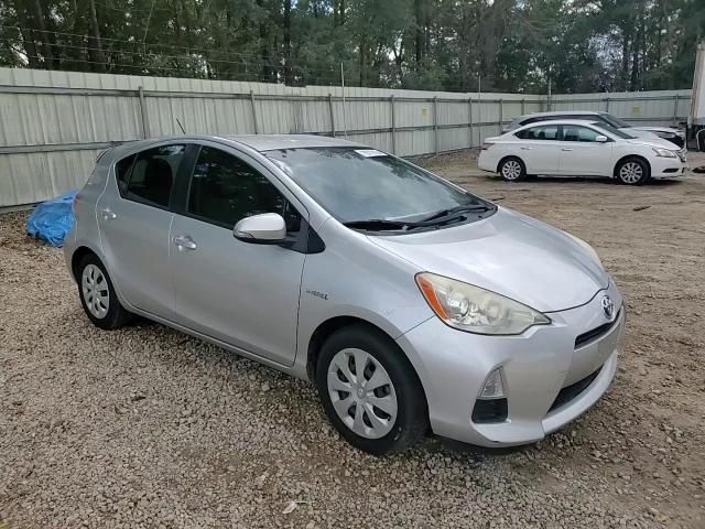 2013 Toyota Prius C VIN: JTDKDTB34D1547598 Lot: 79770154