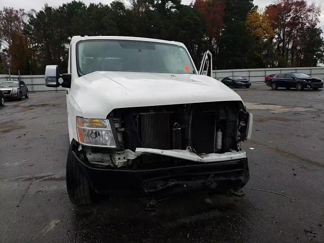 2018 Nissan NV - Image 11
