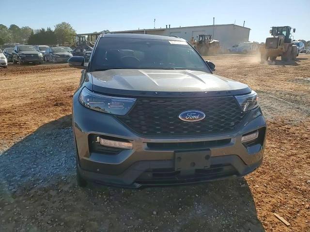 2020 Ford Explorer - Image 12