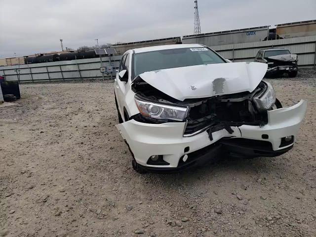 2016 Toyota Highlander - Image 12