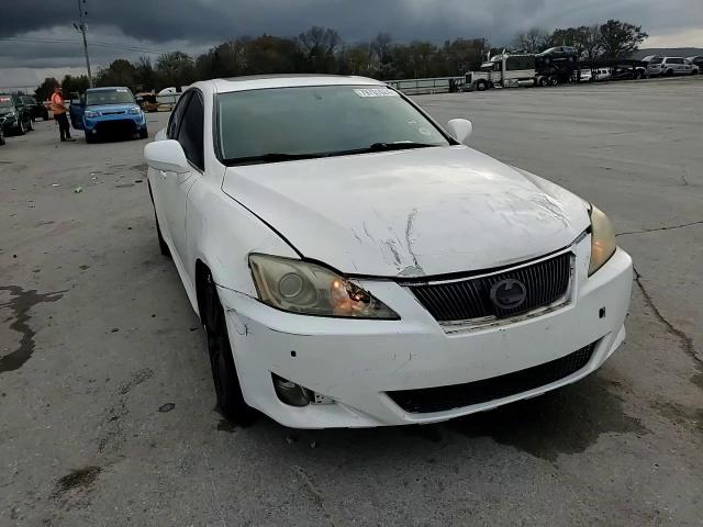 2006 Lexus IS - Image 11