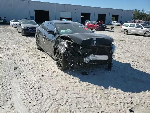 2018 Nissan Maxima - Image 10