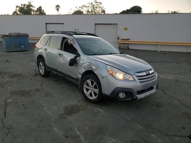 2013 Subaru Outback 3.6R Limited VIN: 4S4BRDLC6D2317847 Lot: 80988174