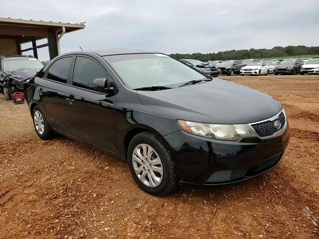 2013 Kia Forte - Image 11