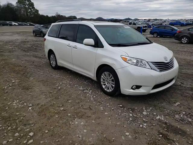 2015 Toyota Sienna Xle VIN: 5TDYK3DC7FS577858 Lot: 80835534