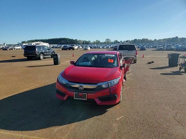 2018 Honda Civic Lx VIN: 2HGFC2F57JH577753 Lot: 80502084