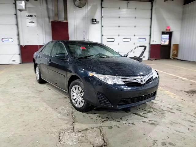 2014 Toyota Camry - Image 13