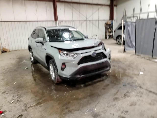 2021 Toyota Rav4 Xle VIN: 4T3RWRFV1MU043583 Lot: 79943784