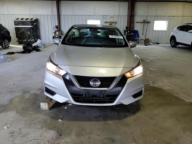 2020 Nissan Versa - Image 13