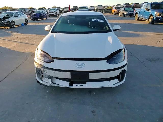 2023 Hyundai Ioniq 6 Sel VIN: KMHM34AC1PA028933 Lot: 81770114