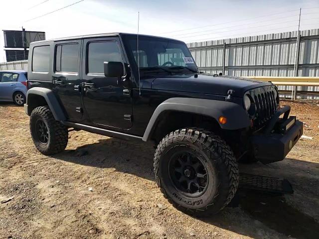 2009 Jeep Wrangler - Image 11