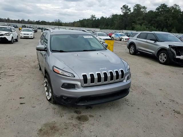 2016 Jeep Grand Cherokee - Image 12