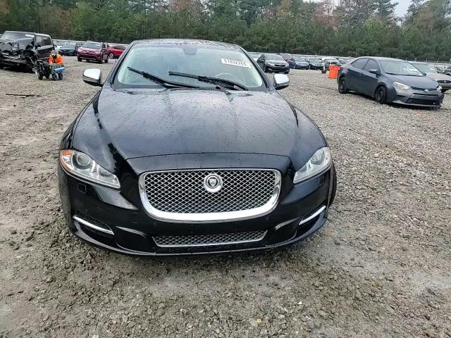 2012 Jaguar XJ - Image 11