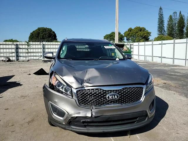 2018 Kia Sorento - Image 12