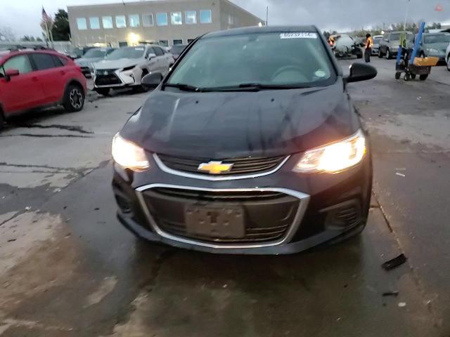 2017 Chevrolet Sonic - Image 13