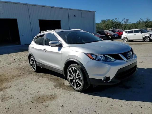 2019 Nissan Rogue - Image 14