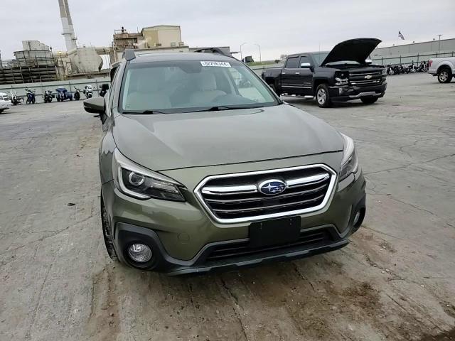 2019 Subaru Outback - Image 11