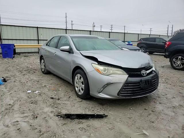 2015 Toyota Camry - Image 10
