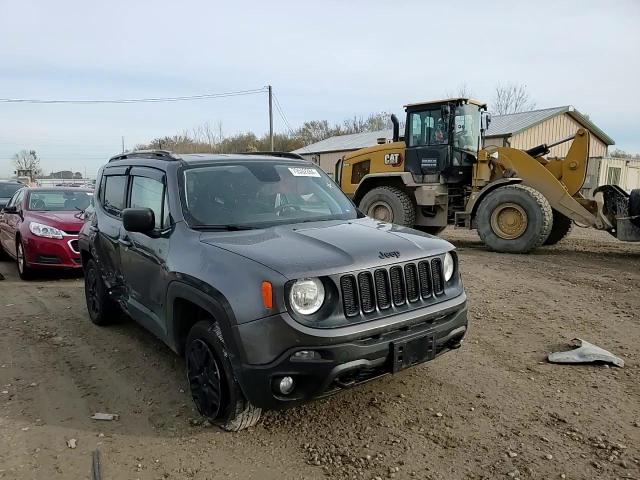 2018 Jeep Renegade - Image 10
