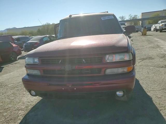 2003 Chevrolet Tahoe - Image 11