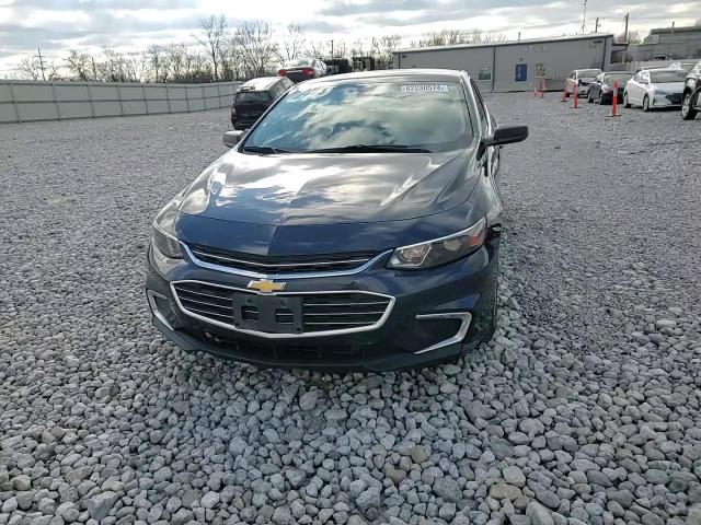 2017 Chevrolet Malibu - Image 11