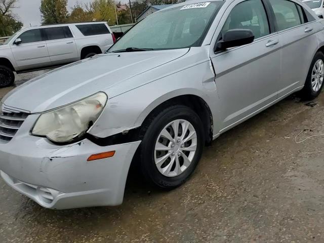 2010 Chrysler Sebring Touring VIN: 1C3CC4FB5AN121135 Lot: 81127464