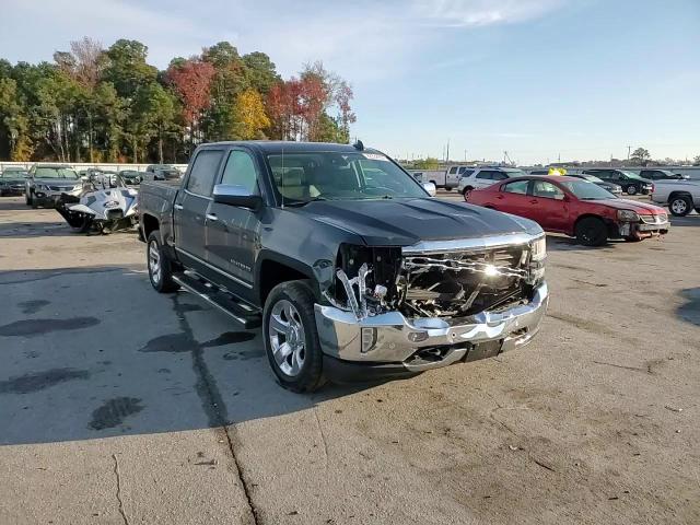 2017 Chevrolet Silverado - Image 11