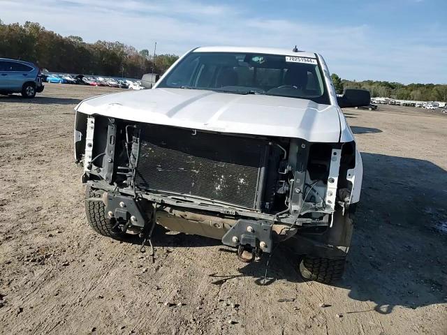 2014 Chevrolet Silverado - Image 11