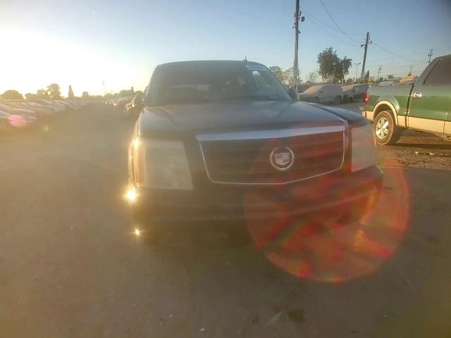 2006 Cadillac Escalade Luxury VIN: 1GYEC63N06R161700 Lot: 82040984