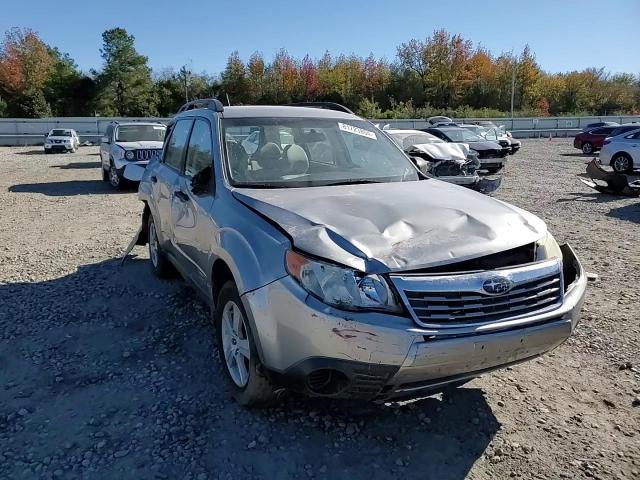 2010 Subaru Forester - Image 11