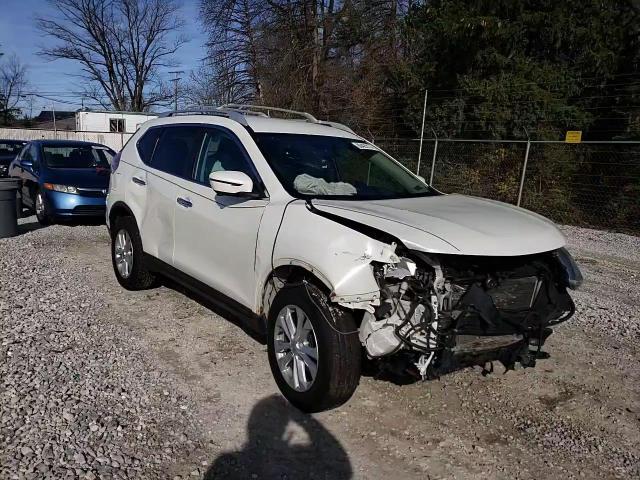 2016 Nissan Rogue - Image 11