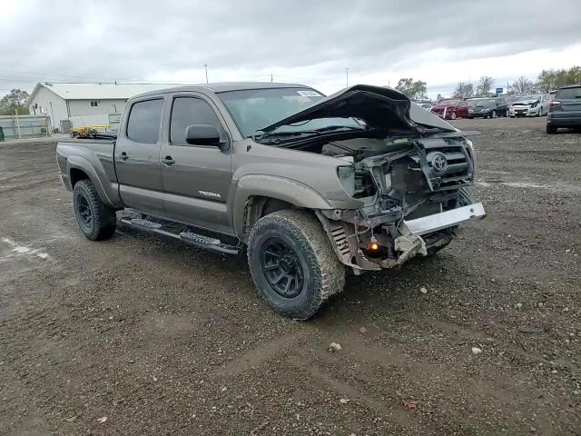 2010 Toyota Tacoma - Image 11