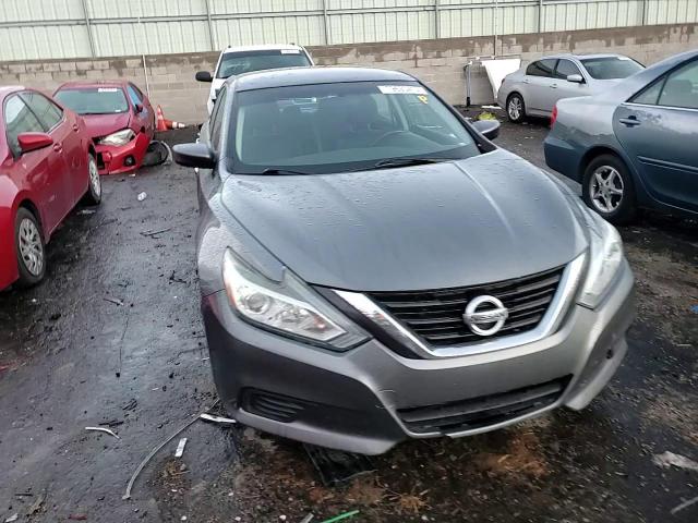 2017 Nissan Altima - Image 11