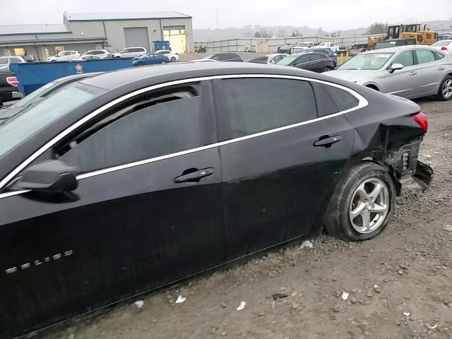 2018 Chevrolet Malibu - Image 11