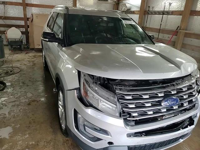 2016 Ford Explorer - Image 14