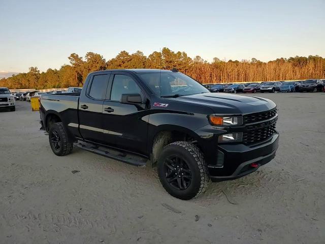 2019 Chevrolet Silverado - Image 11