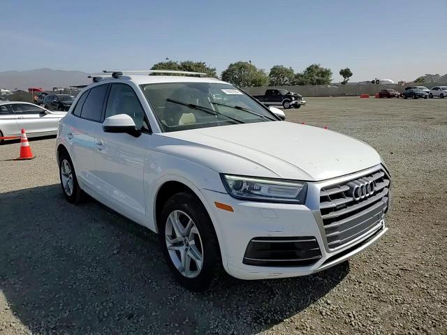 2018 Audi Q5 Premium VIN: WA1ANAFY2J2118852 Lot: 79561694