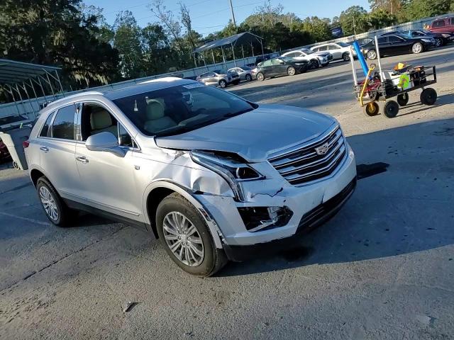 2017 Cadillac Xt5 Luxury VIN: 1GYKNBRS3HZ323535 Lot: 81728054