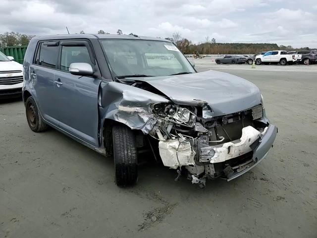 2009 Scion xB - Image 11