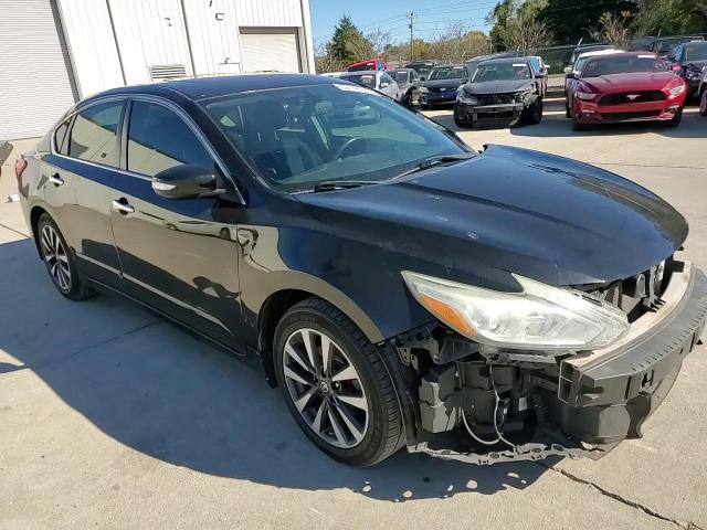 2016 Nissan Altima - Image 10
